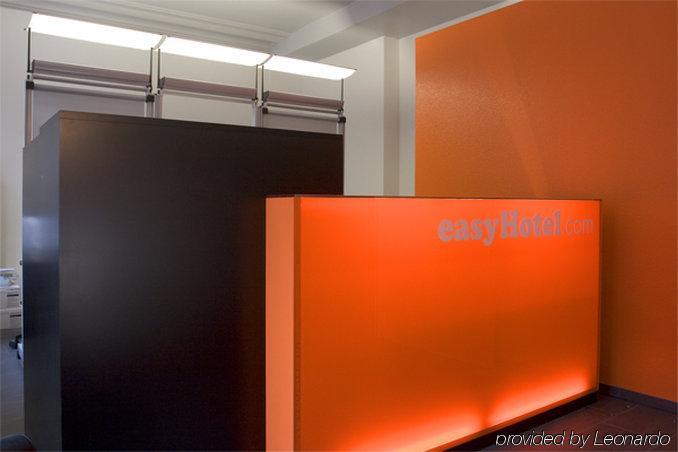 Easyhotel Basel - Self Service And Self Check-In Eksteriør bilde